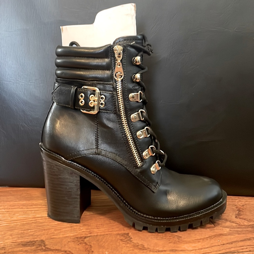 Guess GBG Jaylee boots size 8.5